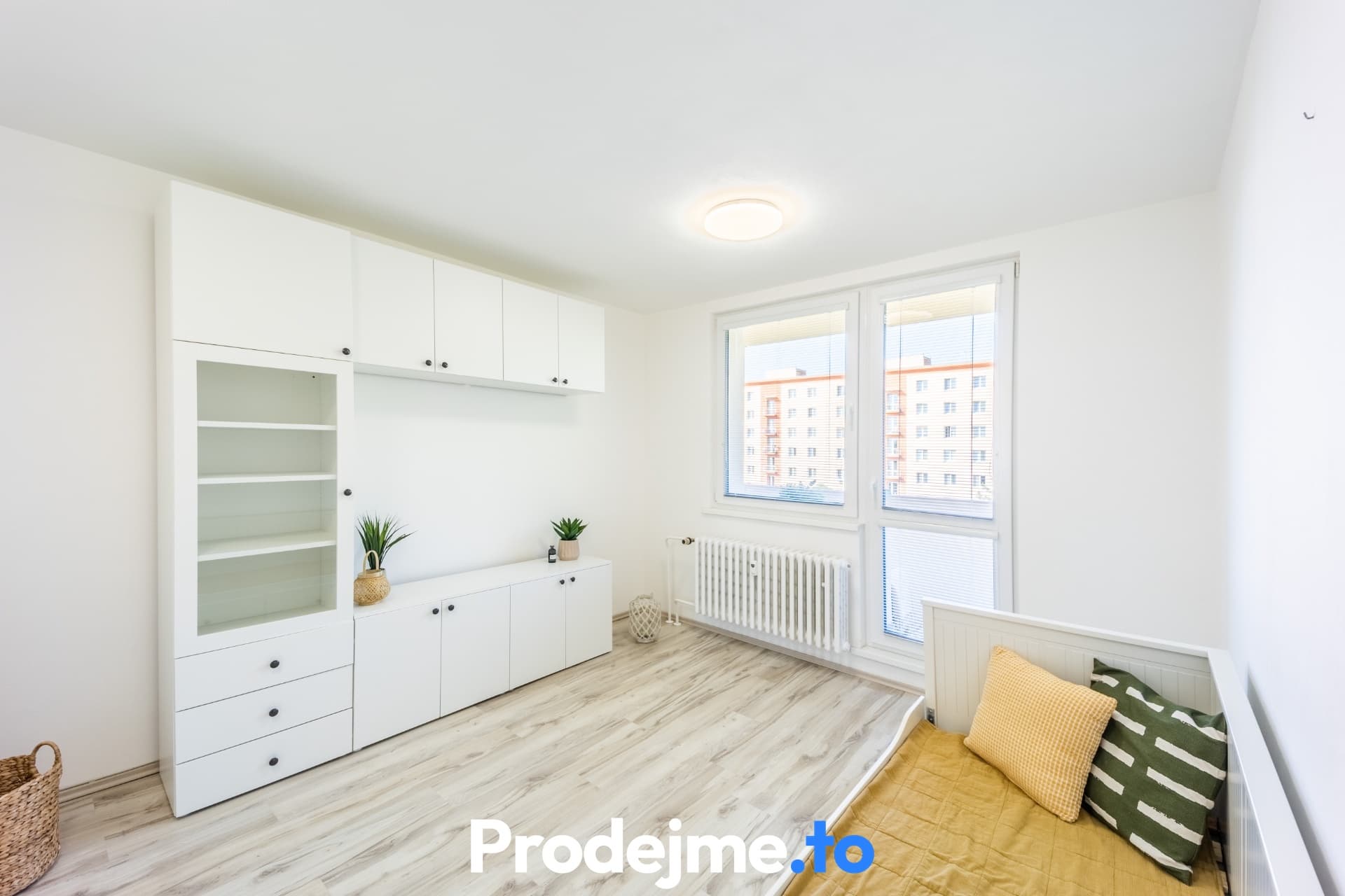 Pronájem bytu 1+1, 31 m2 - Gagarinova, Znojmo