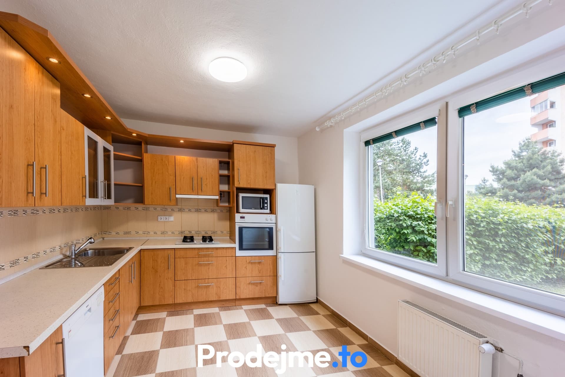 Pronájem bytu 2+1, 55 m2 - Znojmo