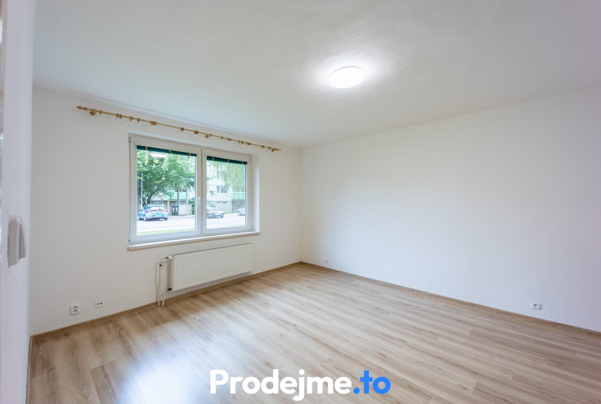 Pronájem bytu 2+1, 55 m2 - Znojmo