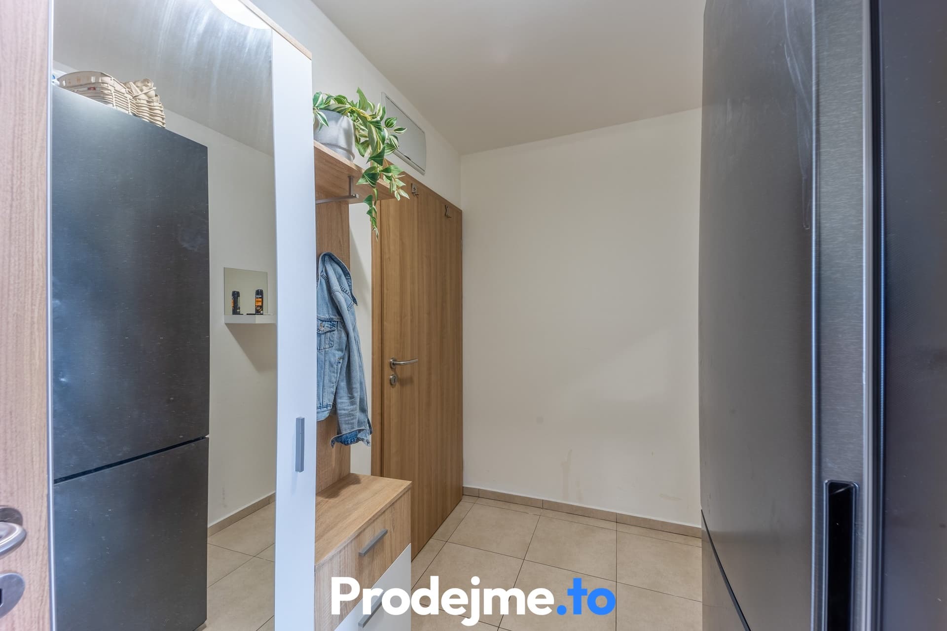 Pronájem bytu 2+kk, 45 m² - Znojmo