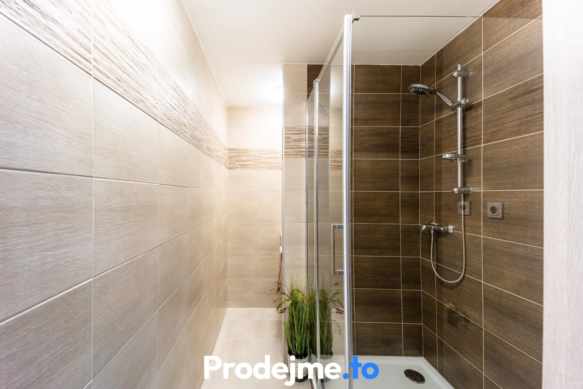 Pronájem bytu 3+1, 69 m² - Horníčkova, Znojmo - Přímětice