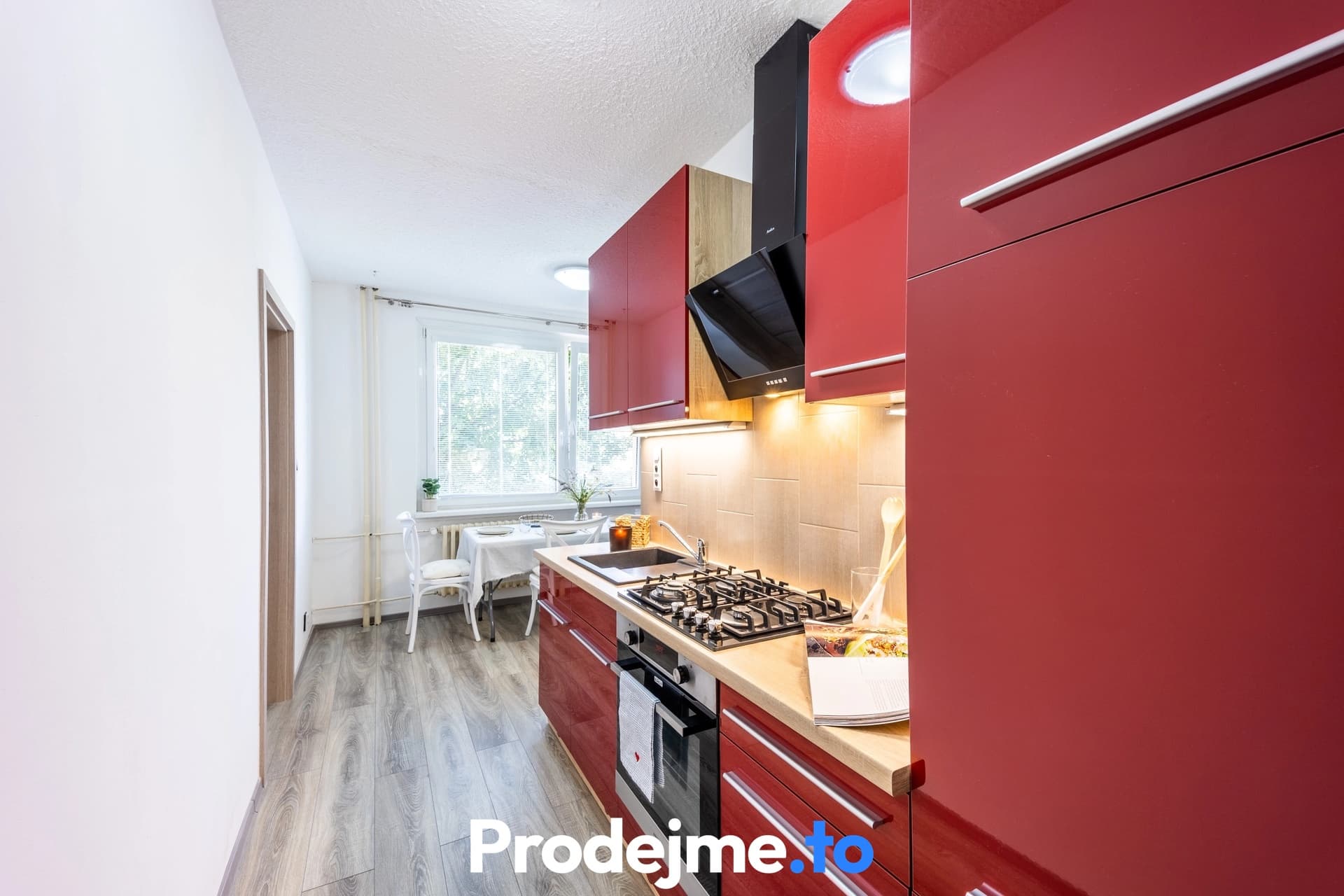 Pronájem bytu 3+1, 69 m² - Horníčkova, Znojmo - Přímětice