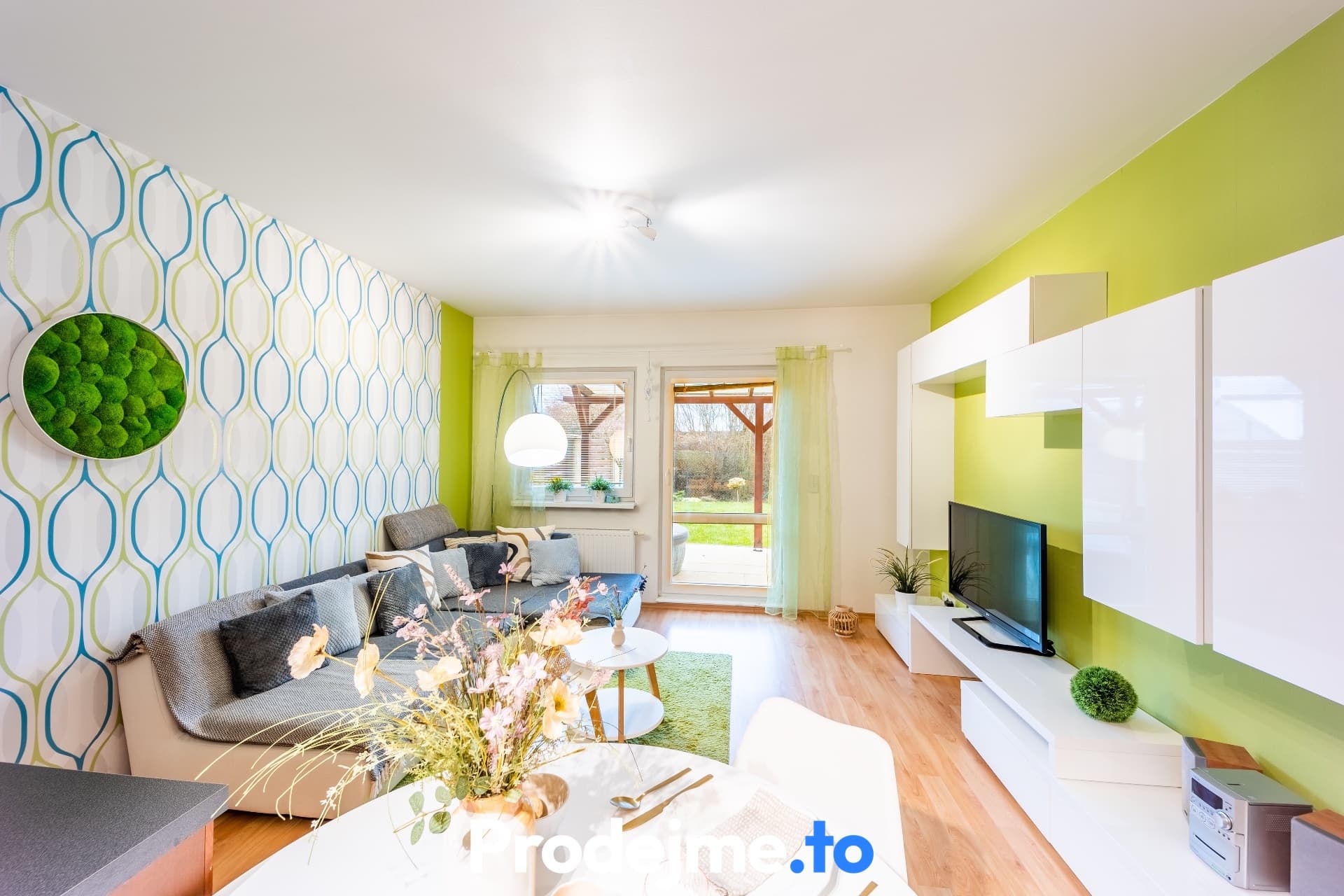 Pronájem bytu 3+kk, 76 m² - Chýně
