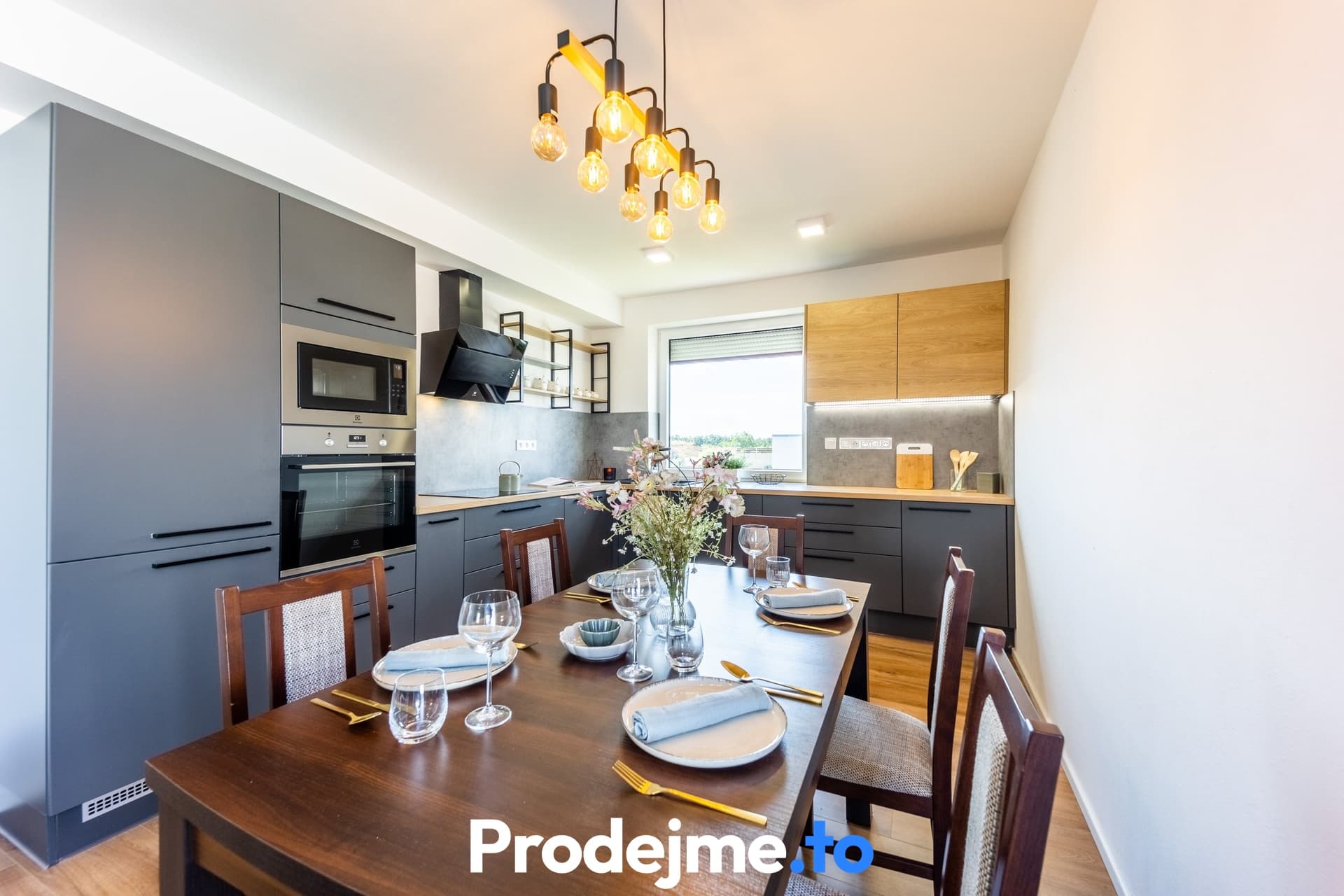 Pronájem bytu 3+kk s terasou, 86 m2 - Koukalová, Znojmo