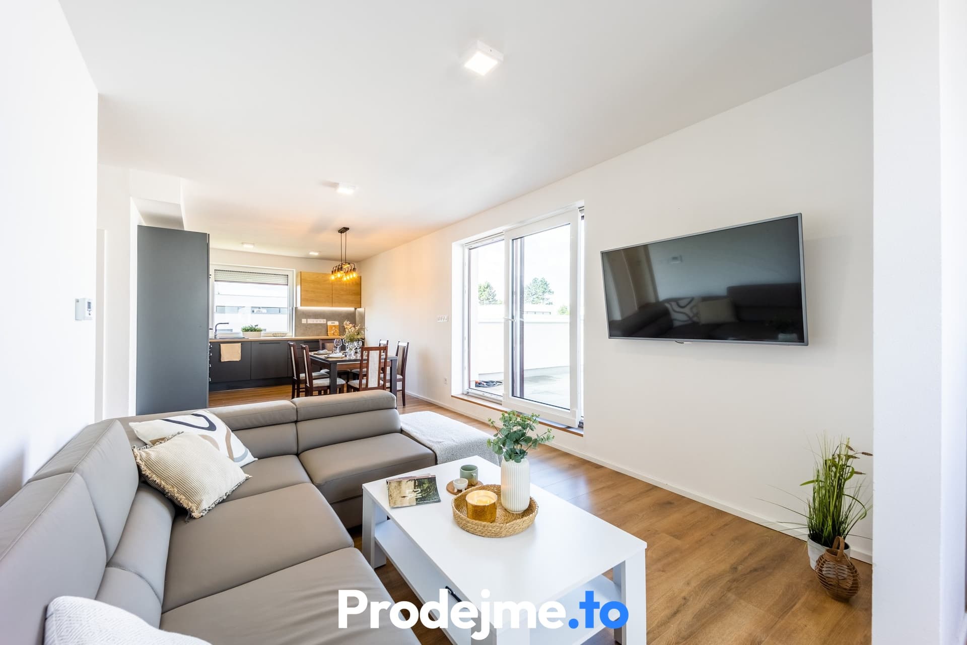 Pronájem bytu 3+kk s terasou, 86 m2 - Koukalová, Znojmo
