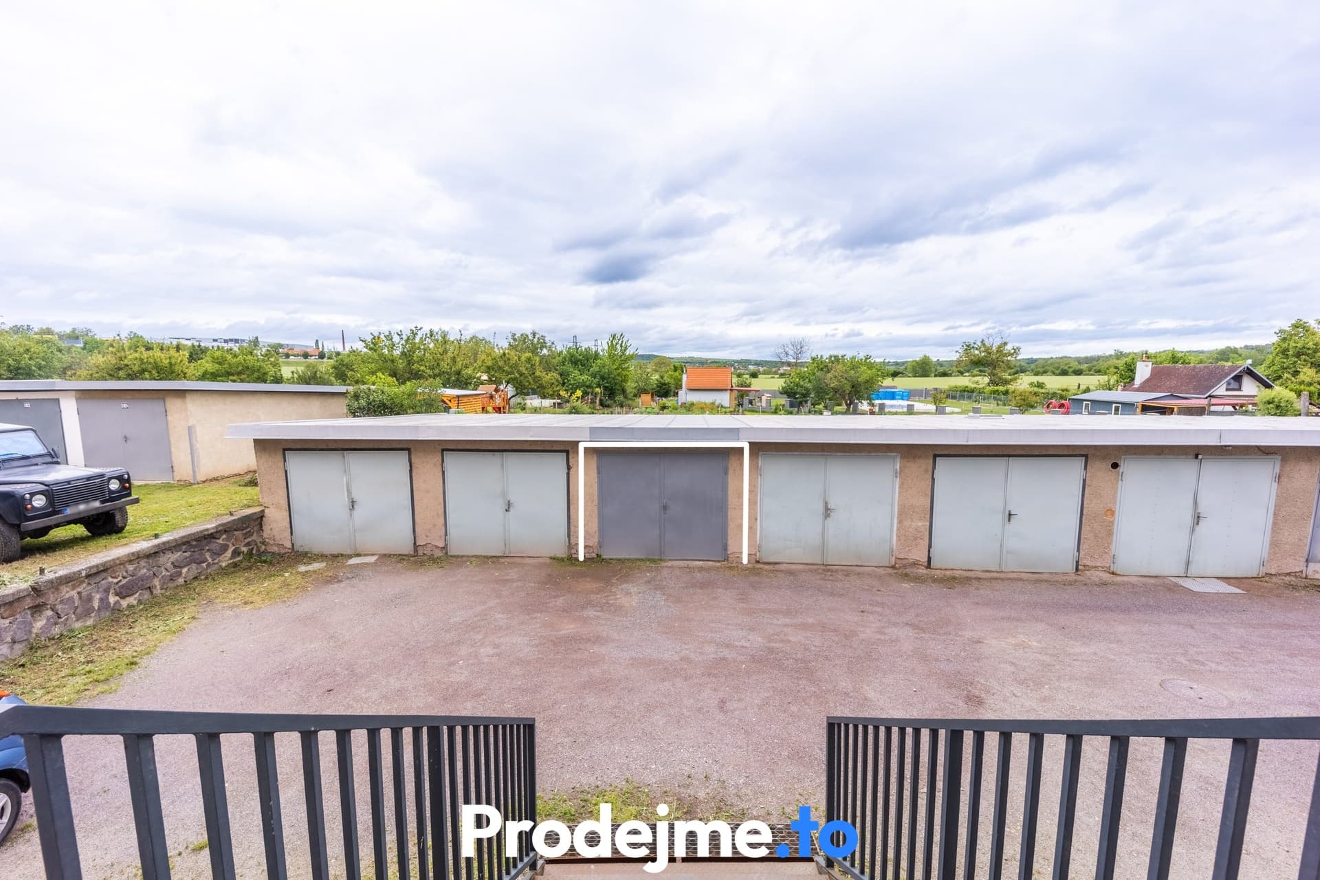 Pronájem garáže 25 m2 - Holandská, Znojmo