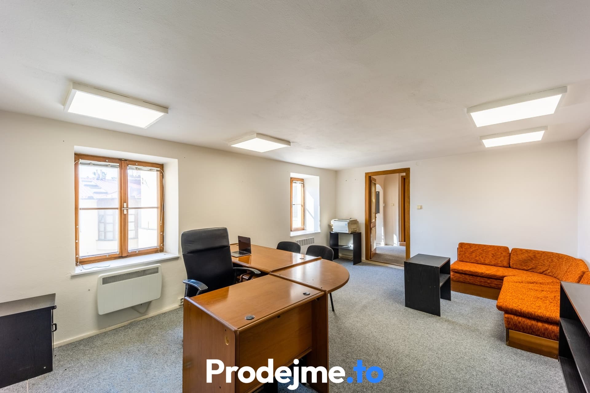 Pronájem kanceláře 1+1, 34 m² - Kovářská, Znojmo