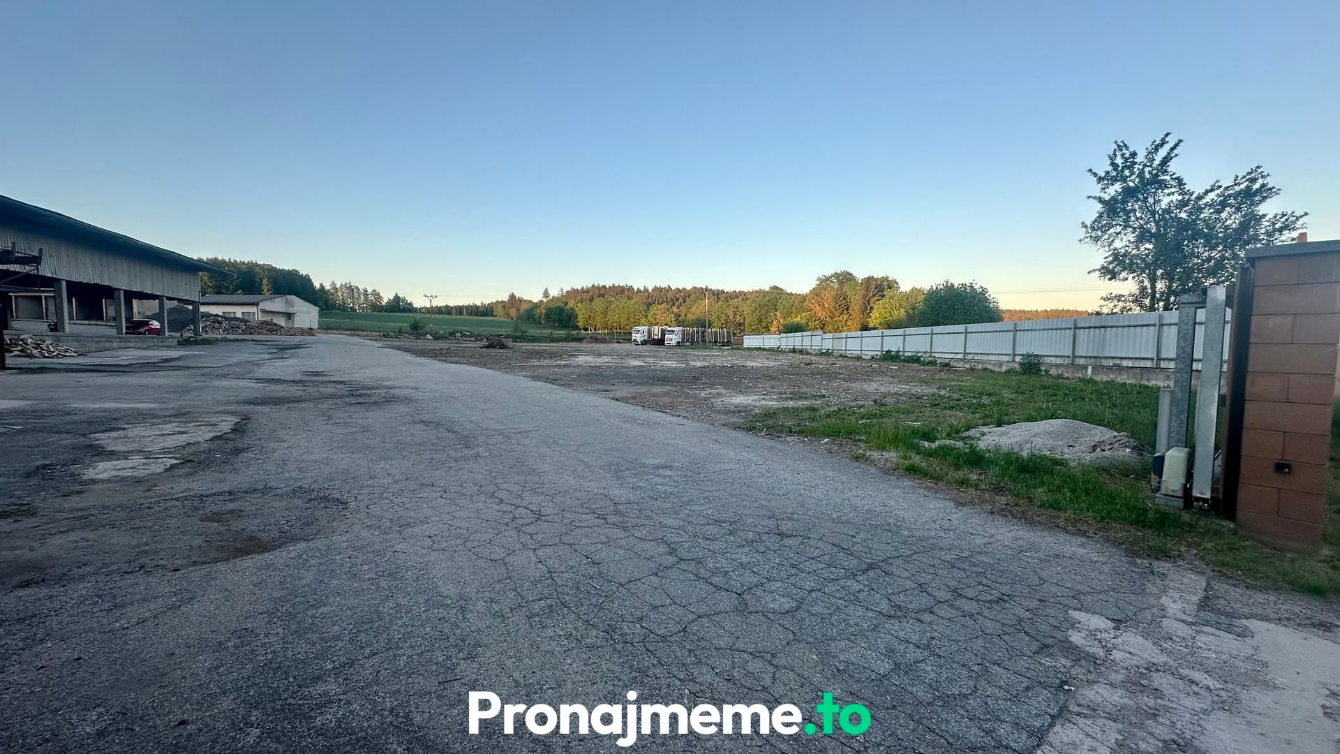 Pronájem komerčního pozemku 2 700 m² - Nová Bystřice