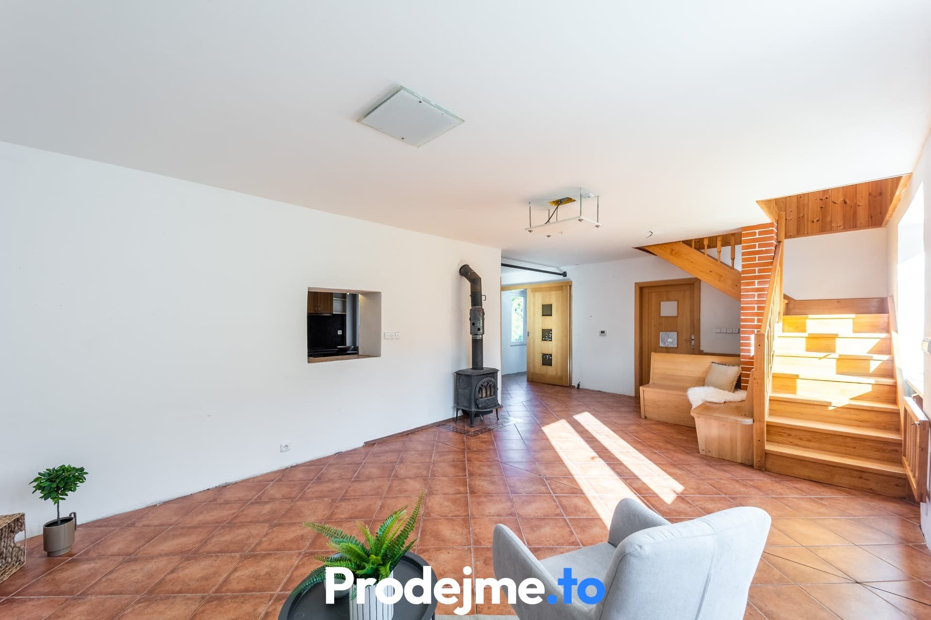 Pronájem rodinného domu, 124 m² - Hluboké Mašůvky