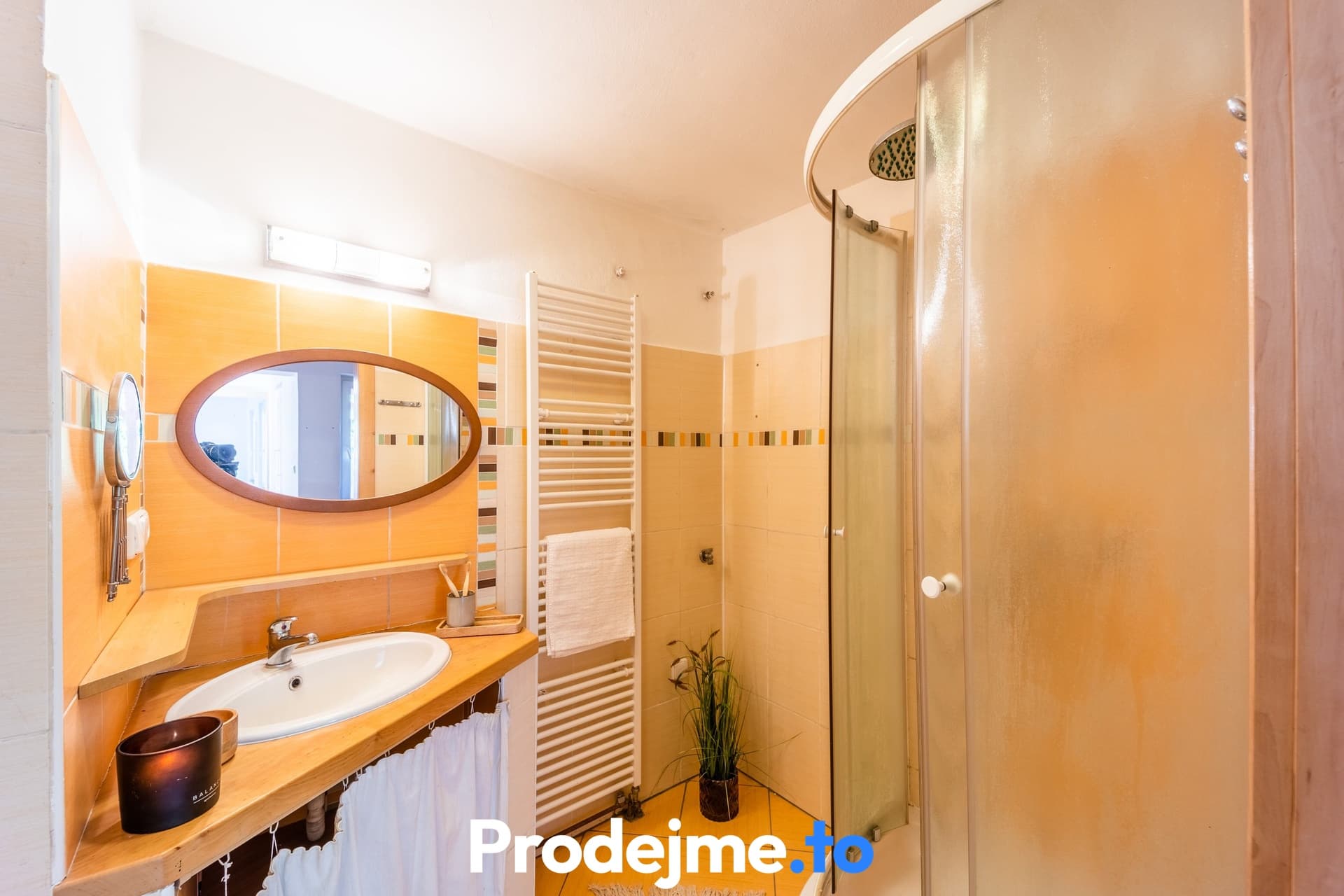 Pronájem rodinného domu, 124 m² - Hluboké Mašůvky
